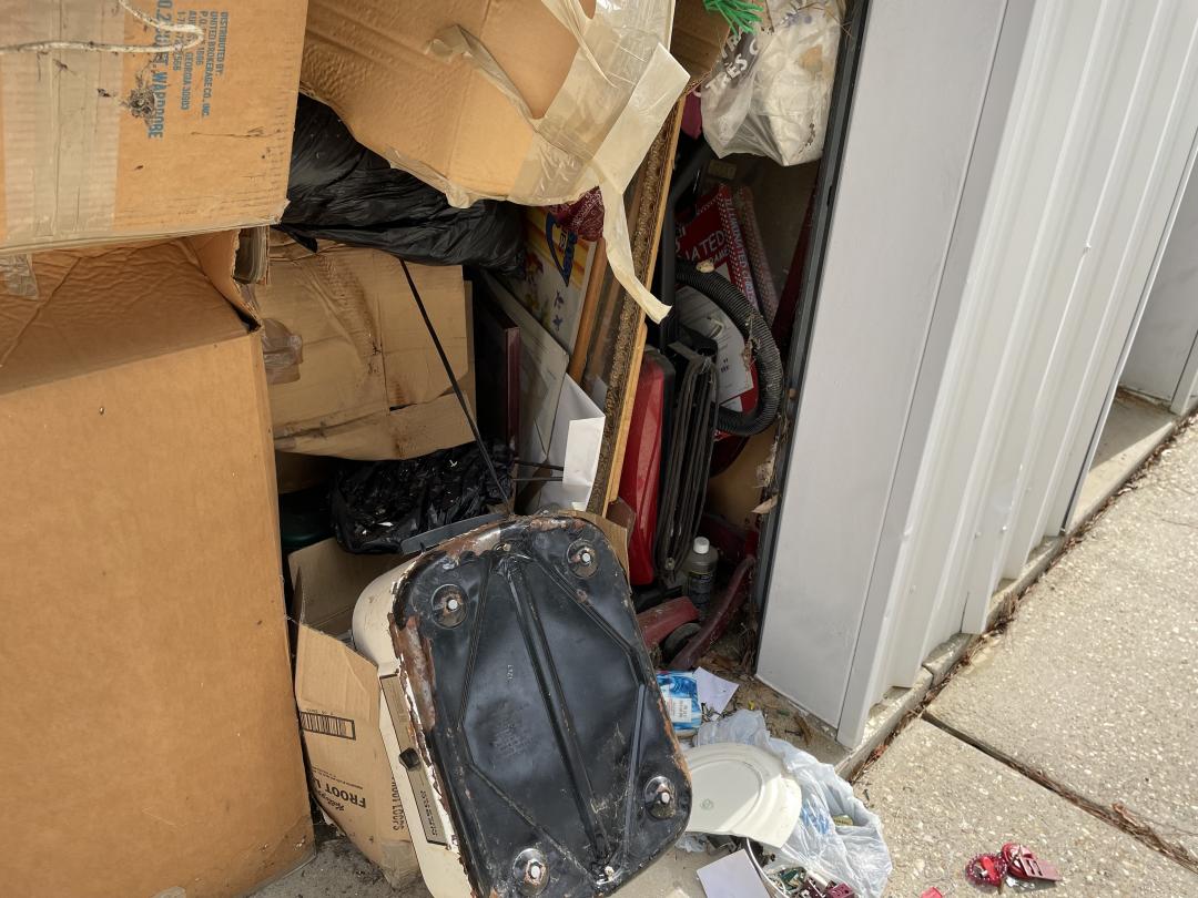 Storage Unit Auction in Leesville, LA at Storage Sense Leesville ends